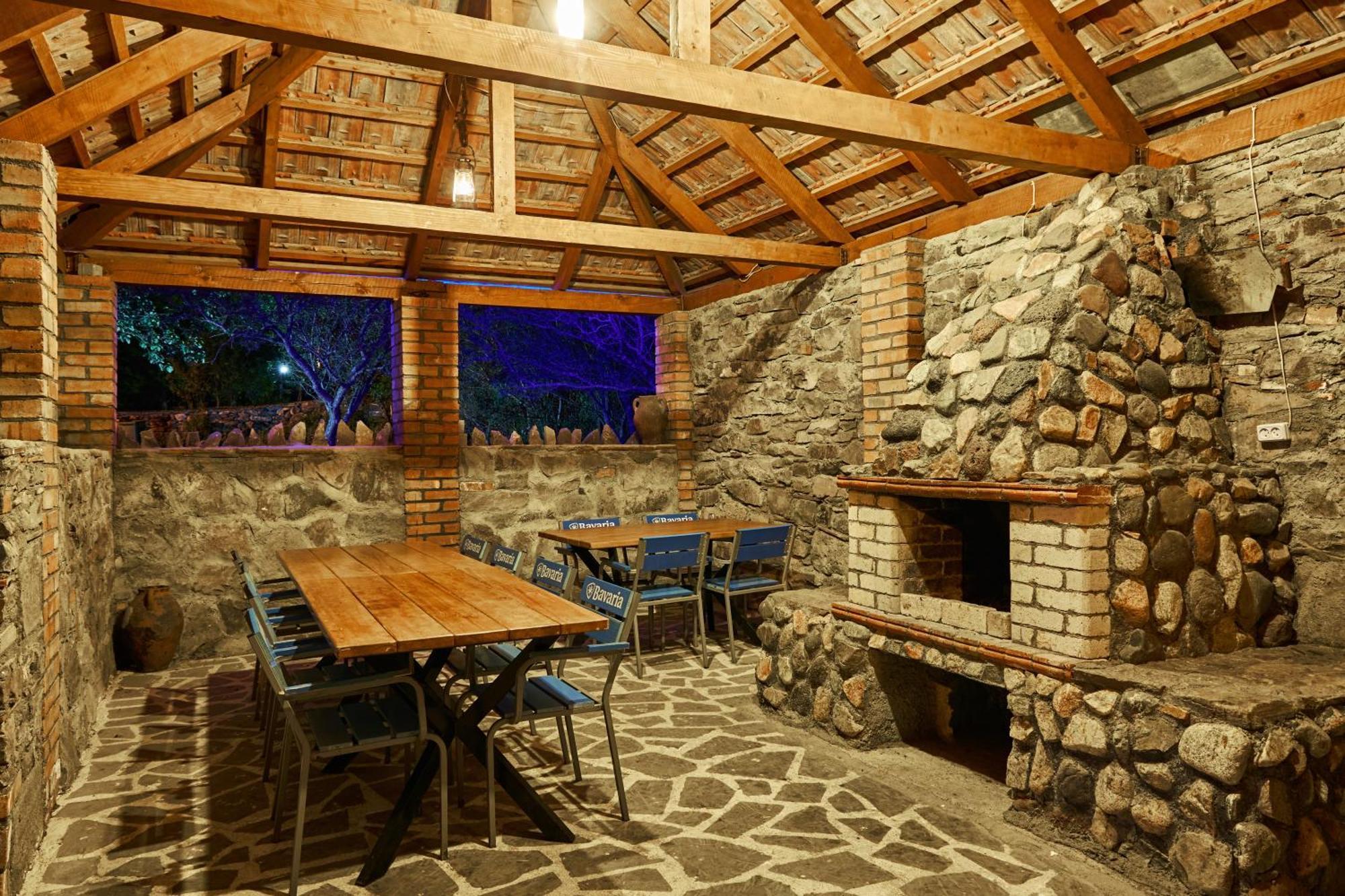 Panorama Dashbashi - Hotel Buitenkant foto